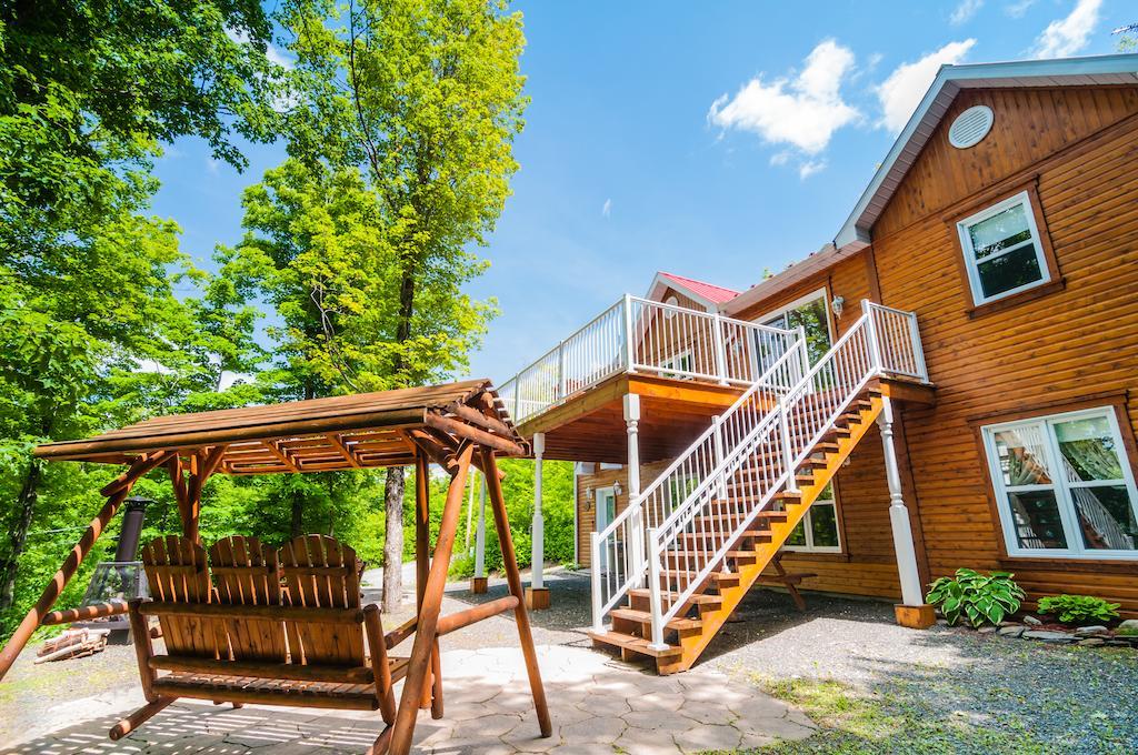 Vila Domaine Des Montagnais Notre-Dame-Des-Bois Exteriér fotografie