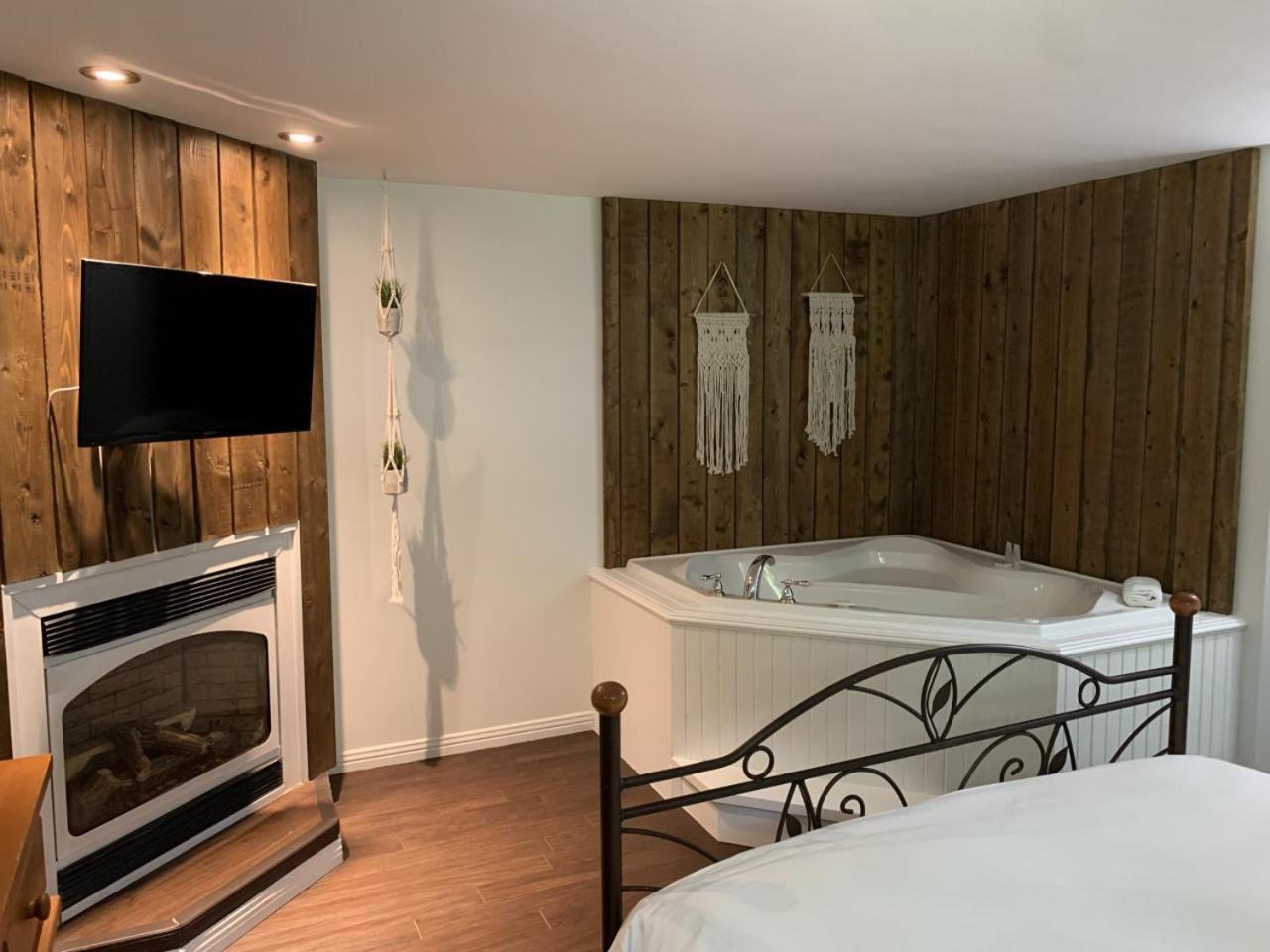 Vila Domaine Des Montagnais Notre-Dame-Des-Bois Exteriér fotografie